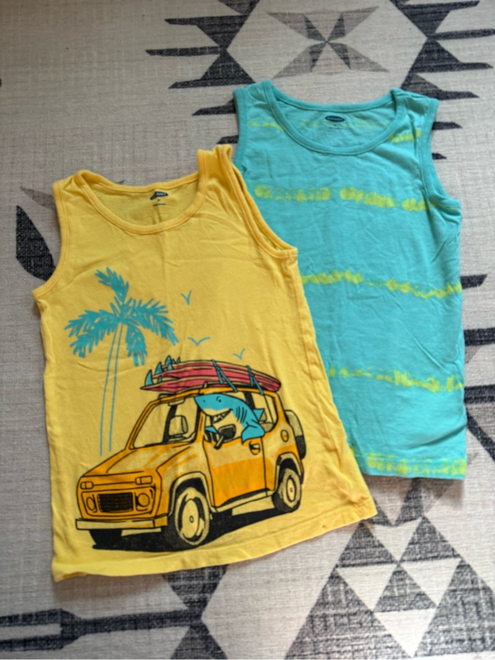 OLD NAVY Boys Summer Tank Tops Bundle Set Yellow Shark Aqua Tie Dye 5T